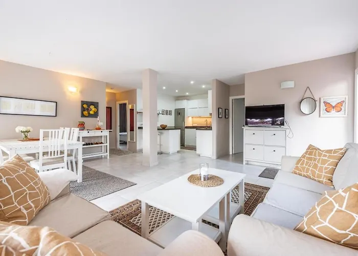 Sol Y Paz 3, With Great Location דירה *